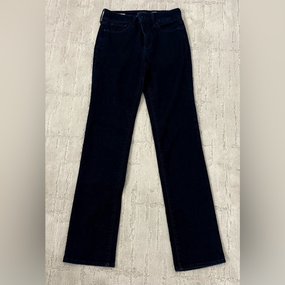 NYDJ Denim - NYDJ Marilyn Straight Leg Lift Tuck Jeans 5 pocket mid to high rise fit size 6